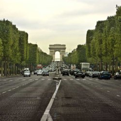 Hotel Eugénie - Avenue des Champs-Élysées